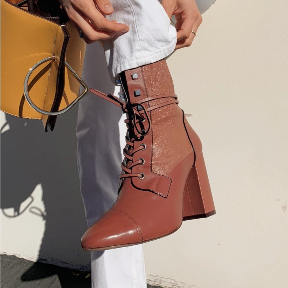 STUART WEITZMAN VERUKA BOOTS 8.5 NWT